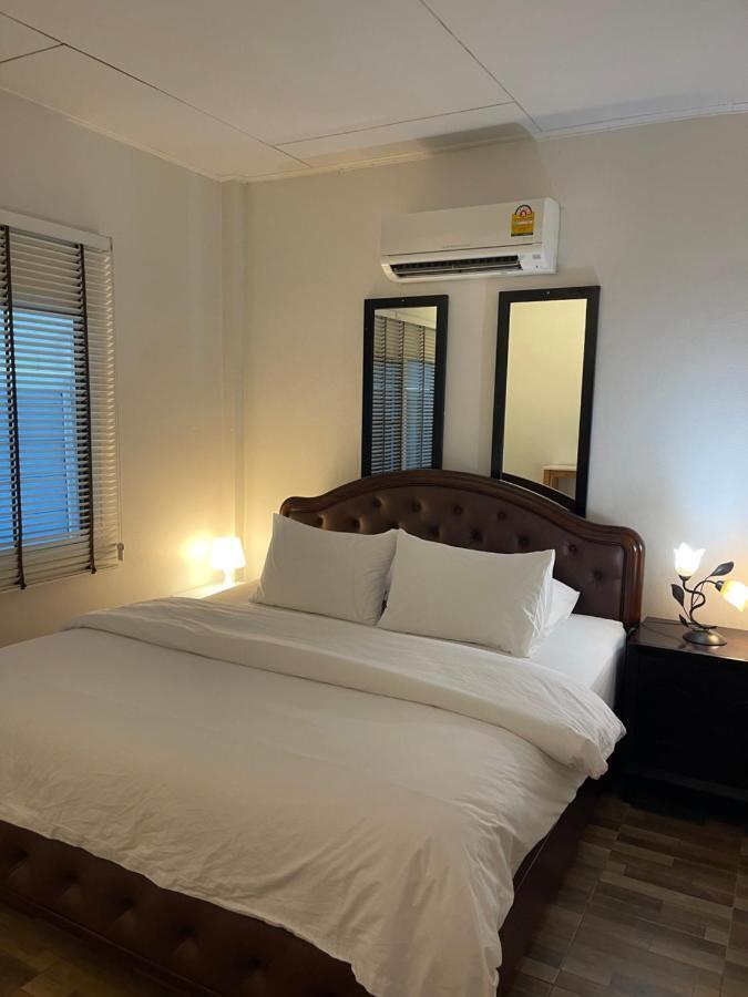 Rynn Hotel Trat Exterior foto